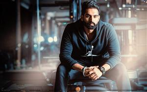 Singer Parmish Verma looking magnificent!